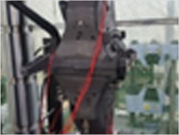 High capacity universal testing machine(Max3000kN)